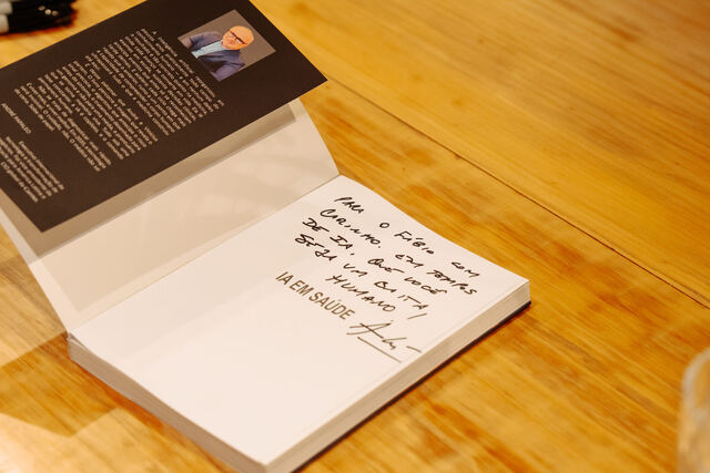 AI in Healthcare book signing night — book signing